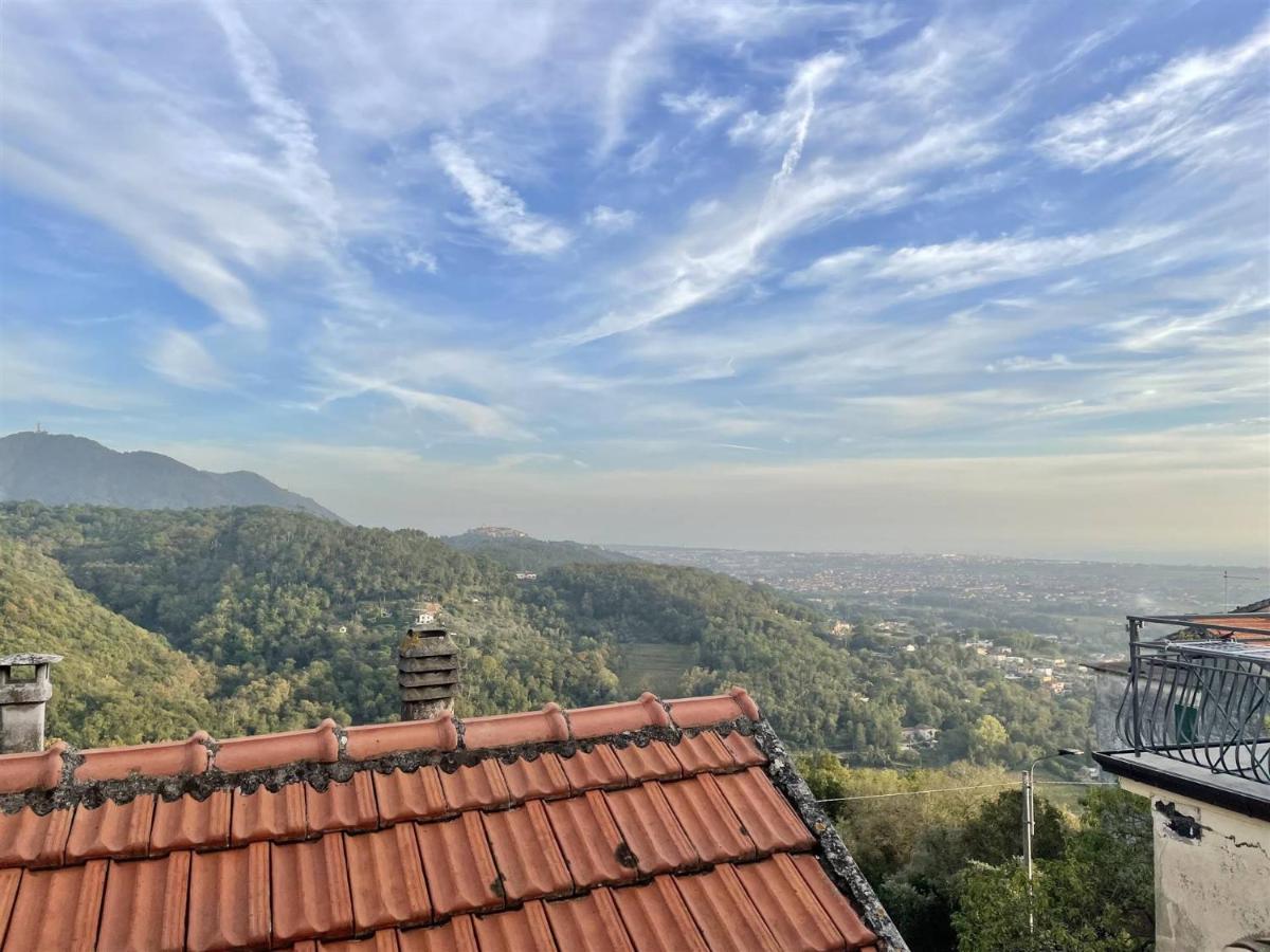 Appartamento Bellavista Castelnuovo Magra Exterior foto