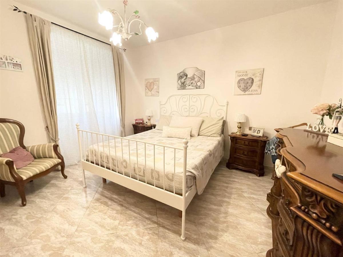 Appartamento Bellavista Castelnuovo Magra Exterior foto